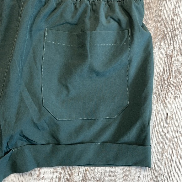 90 Degree By Reflex Green Solid-Hued Athletic Running Shorts Size Small - Picture 6 of 7